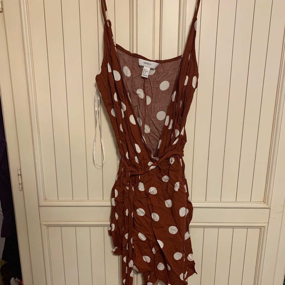 Rust colored polka dot wrap dress - Picture 2 of 4